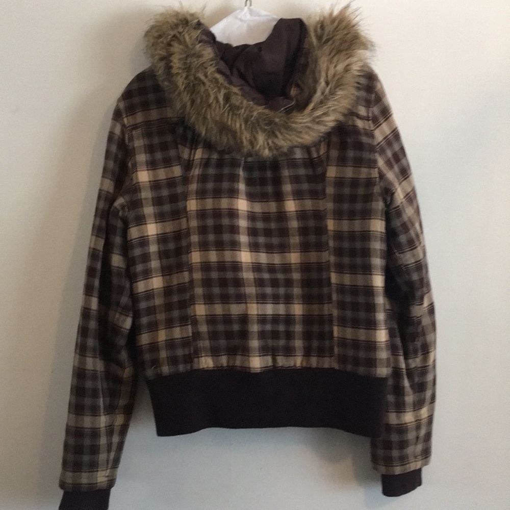 O’Neill jacket - Picture 2 of 5